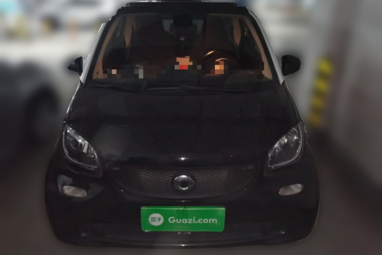 smart fortwo 2018款 1.0L 52千瓦硬顶灵动版 国V车身外观2