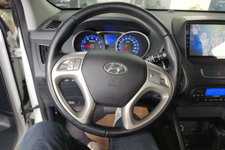 北京现代ix35 2015款 2.0L 自动两驱智能型 国V局部细节13