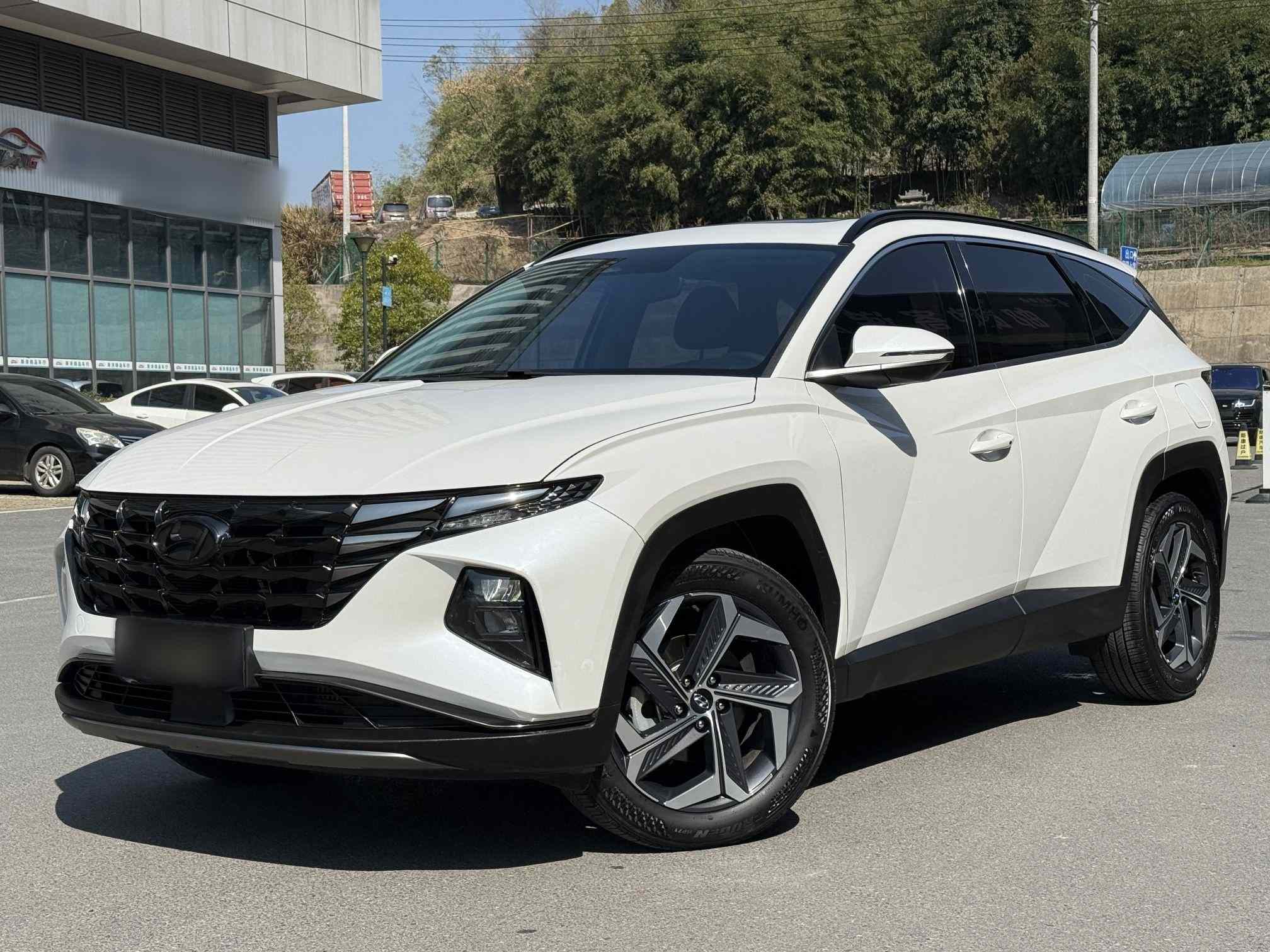 现代 2023款 途胜L 1.5T 自动两驱DLX豪华版(1)
