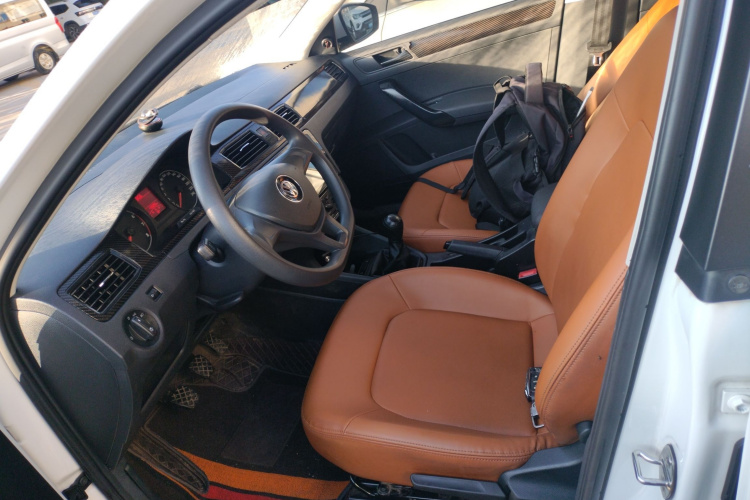 大众 桑塔纳 2019款 1.5L 手动风尚版 国VI中控内饰19