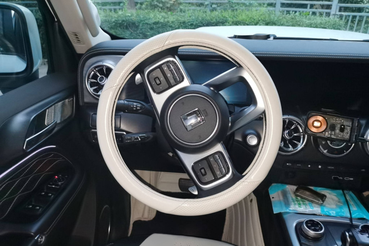 坦克300 2023款 城市版 2.0T 很有型局部细节13