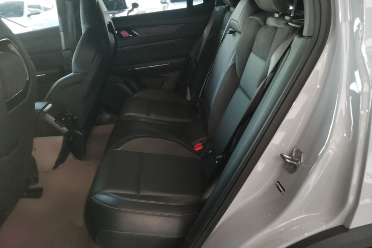 领克01 EM-P 2023款 1.5TD EM-P PM中控内饰7004