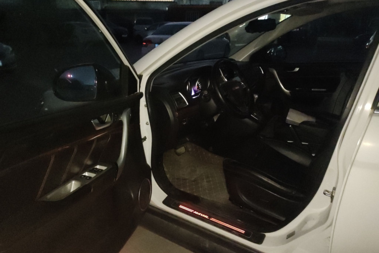 哈弗H6 2014款 运动版 2.4L 自动精英型中控内饰20