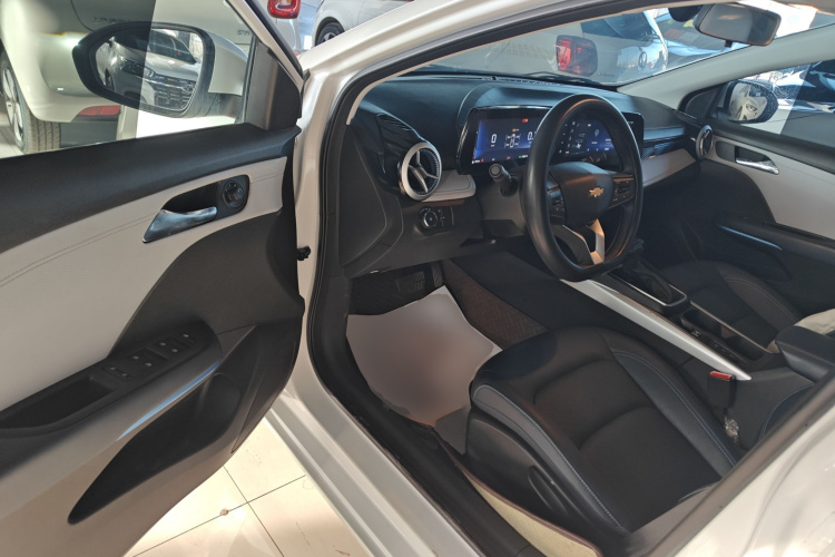 雪佛兰 科鲁泽 2024款 1.5L 双离合悦享版中控内饰20