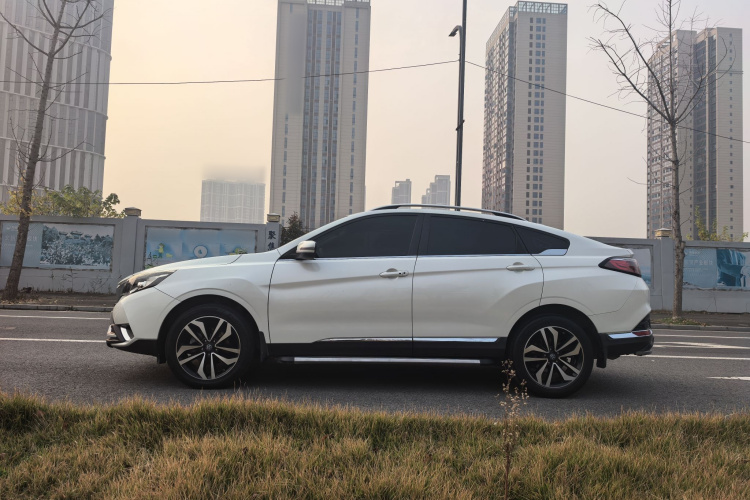 启辰T90 2017款 2.0L 手动智尚版车身外观6005