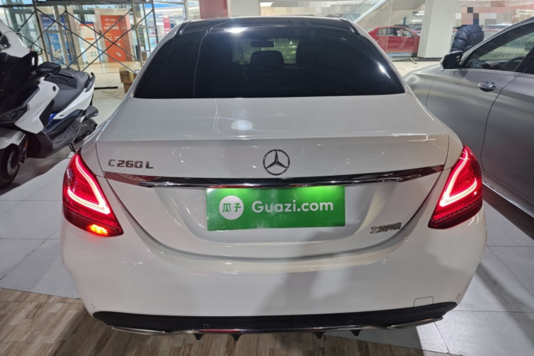 奔驰C级 2019款 改款 C 260 L 运动版车身外观6004