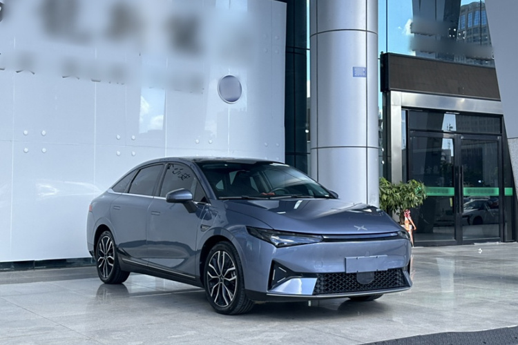 小鹏P5 2021款 460G+车身外观6002