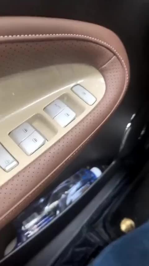 丰田 汉兰达 2021款 2.0T 四驱精英版 7座讲解2