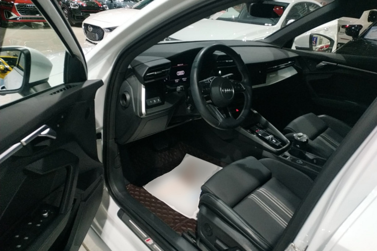 奥迪A3 2022款 Sportback 35 TFSI 时尚运动型中控内饰7003