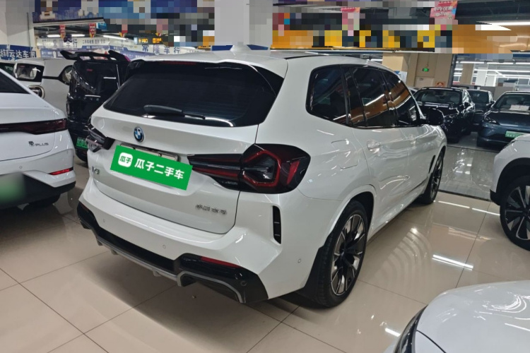 宝马iX3 2024款 创领型车身外观7