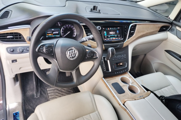 别克GL8 2017款 ES 28T 舒适型 国V中控内饰7002