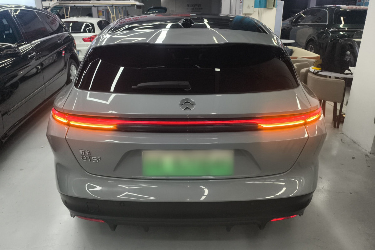 蔚来ET5T 2023款 75kWh Touring车身外观6