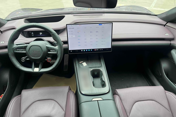 小米汽车 小米SU7 2024款 四驱超长续航高阶智驾Max版中控内饰7009