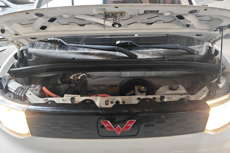 五菱汽车 宏光MINIEV 2020款 悦享款 磷酸铁锂机舱底盘24