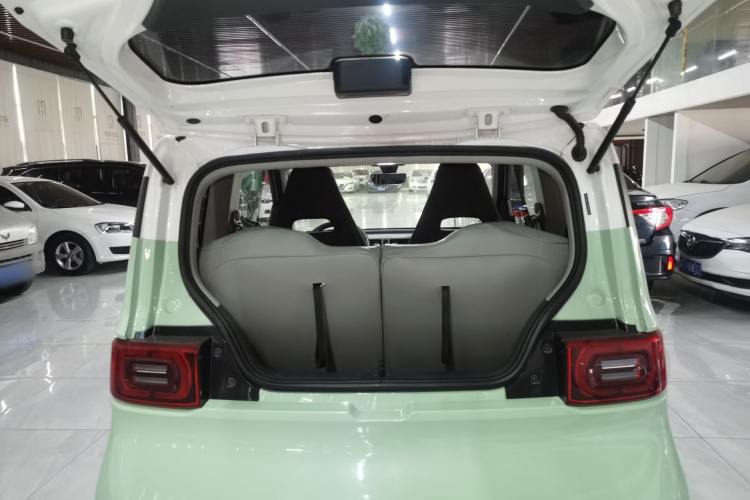 五菱汽车 宏光MINIEV 2021款 马卡龙臻享款 磷酸铁锂机舱底盘23