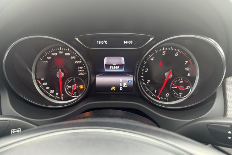 奔驰CLA 2018款 CLA 200 时尚型局部细节14