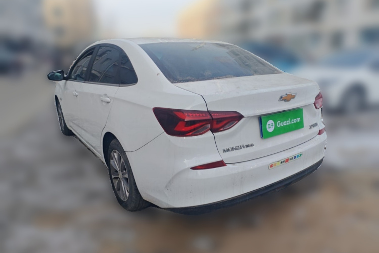 雪佛兰 科鲁泽 2022款 320 自动悦享天窗版车身外观5