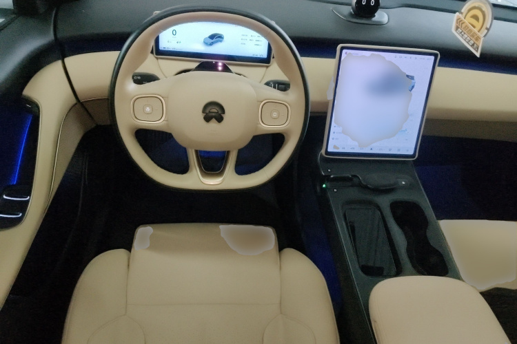 蔚来ET5 2022款 75kWh中控内饰13