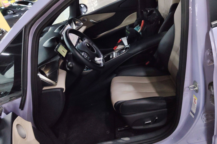 比亚迪 海豚 2023款 420km 时尚版中控内饰19