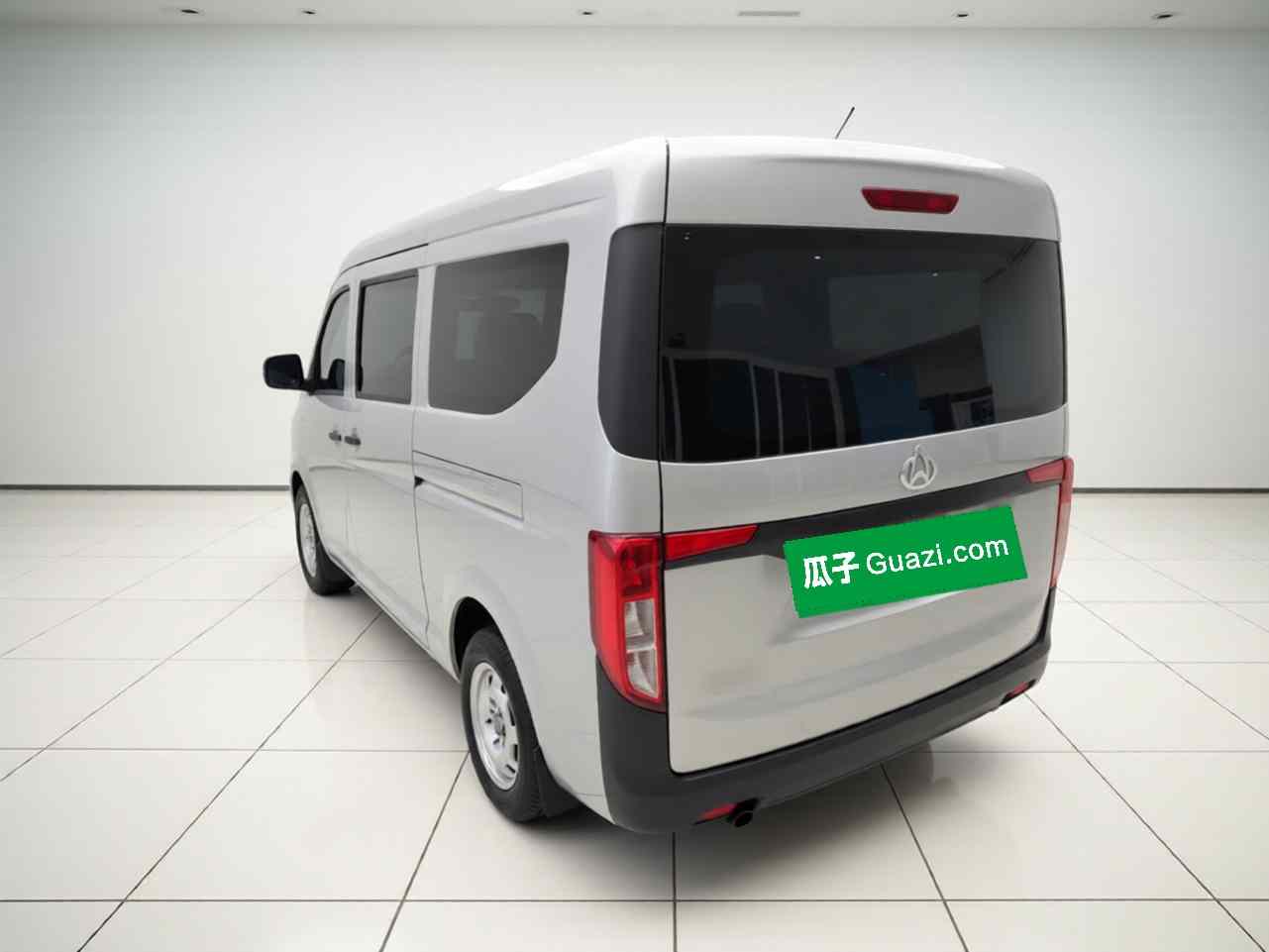 长安跨越 跨越星V3 2023款 1.5L汽油畅享型7座客车(3)