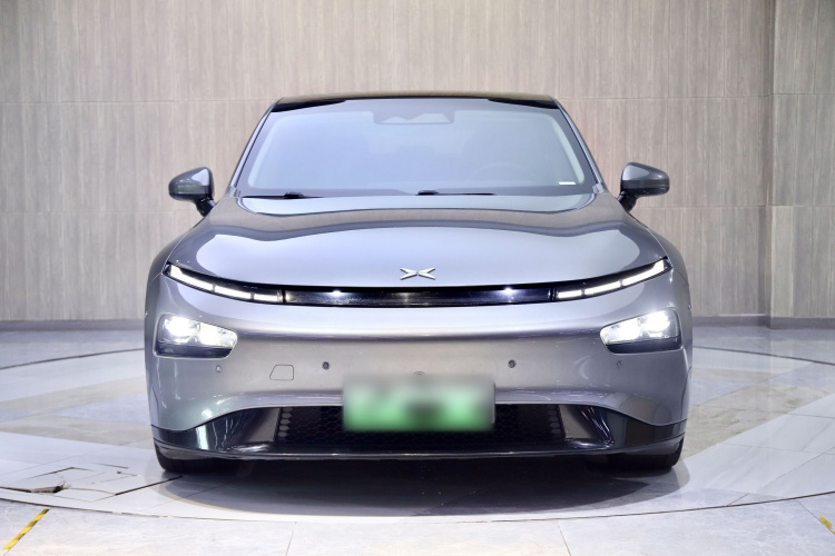 小鹏P7 2021款 480E车身外观6001