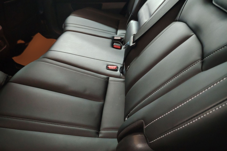 英菲尼迪QX60 2022款 2.0T 舒享版中控内饰7004