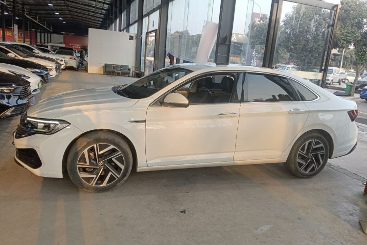 大众 速腾 2023款 280TSI DSG超越版车身外观4