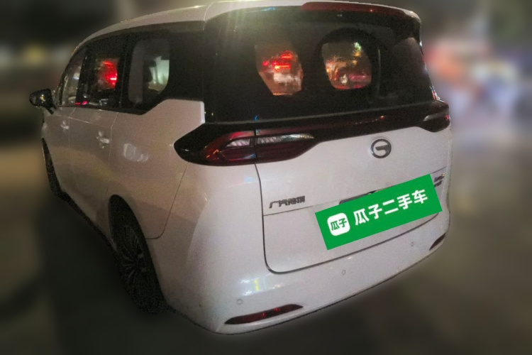 广汽传祺 传祺M6 2019款 270T DCT尊享版（七座）国VI车身外观5