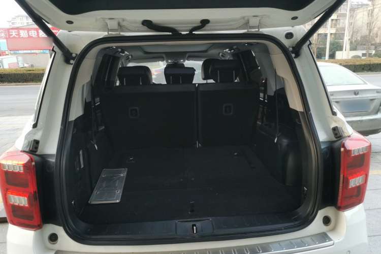 广汽传祺 传祺GS8 2017款 320T 两驱豪华智联版（七座）局部细节23