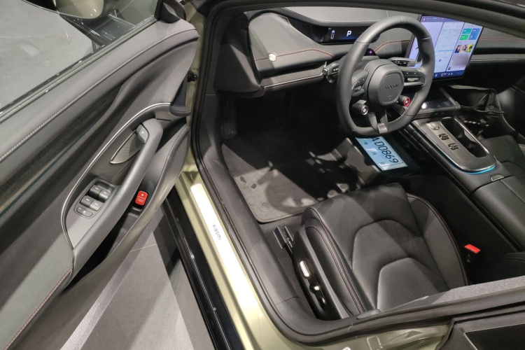 小米汽车 小米SU7 2024款 后驱长续航智驾版中控内饰20