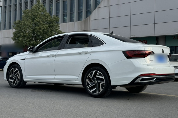 大众 速腾 2023款 300TSI DSG超越版车身外观6004