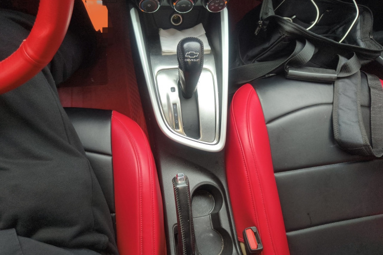 雪佛兰 科沃兹 2021款 325T 自动欣悦版局部细节18