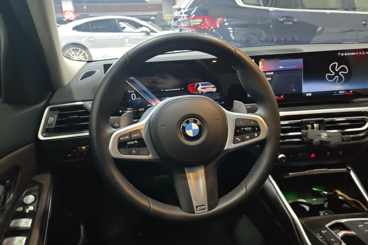 宝马3系 2023款 325Li M运动套装局部细节13