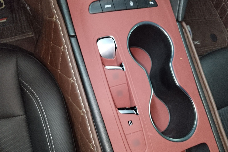 别克 君威 2024款 28T 纵享版局部细节18