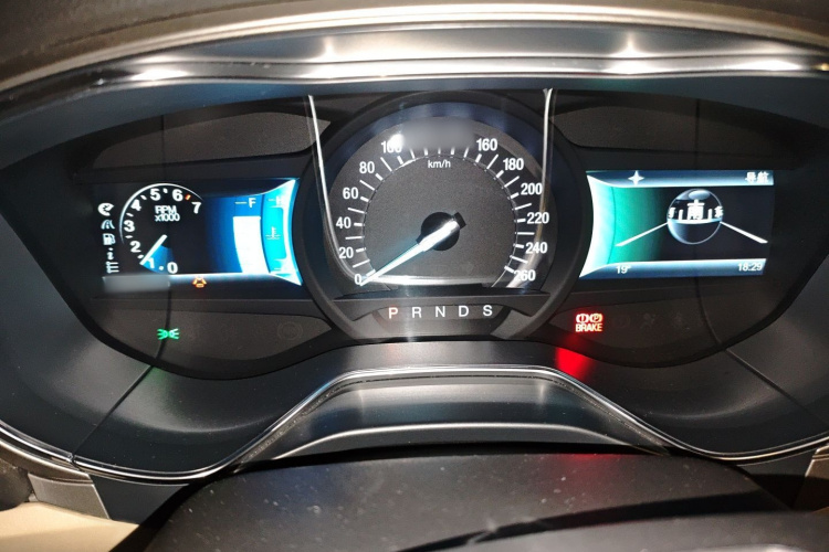 福特 蒙迪欧 2013款 2.0L GTDi200豪华型局部细节14