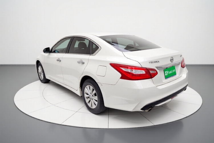 日产 天籁 2018款 2.0L XL 智进版车身外观5