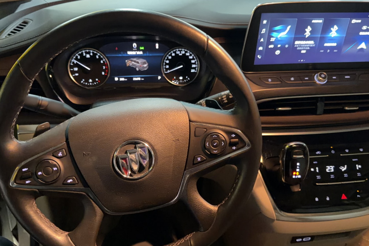 别克GL8 2023款 陆上公务舱 652T 豪华型局部细节13