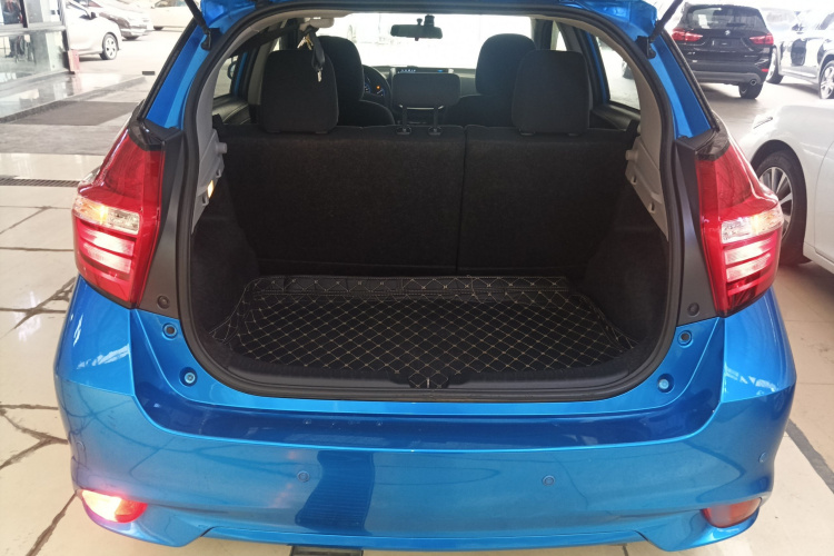 丰田 威驰FS 2017款 1.5L CVT锋驰版局部细节23