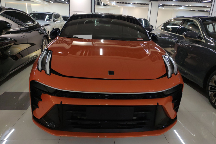 领克03 2025款 2.0TD DCT冠军版Pro车身外观2