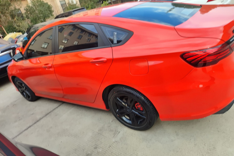 吉利汽车 缤瑞 2021款 1.4T CVT F-运动版车身外观6003