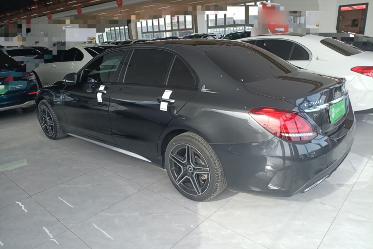 奔驰C级 2021款 C 260 L 运动星耀臻藏版车身外观4