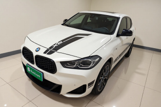 宝马X2 2021款 改款 xDrive25i 曜夜版