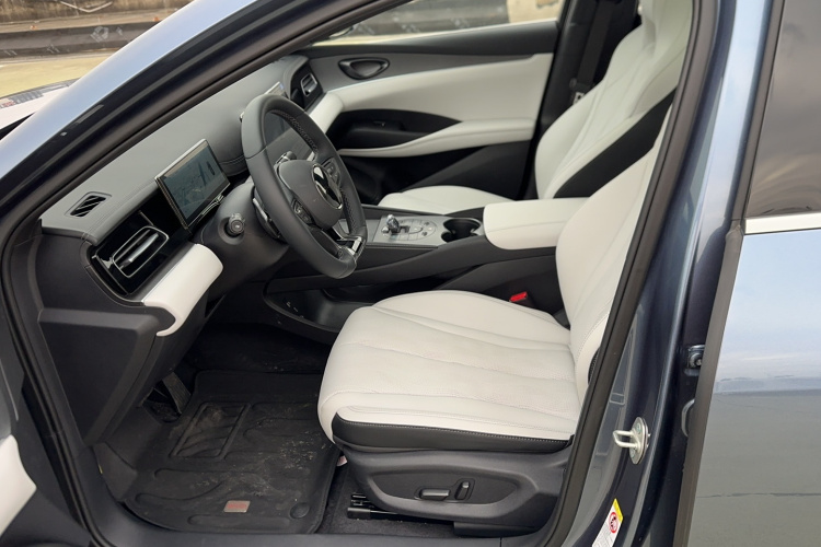 比亚迪 海豹06新能源 2025款 DM-i 智驾版 120KM尊享型局部细节19