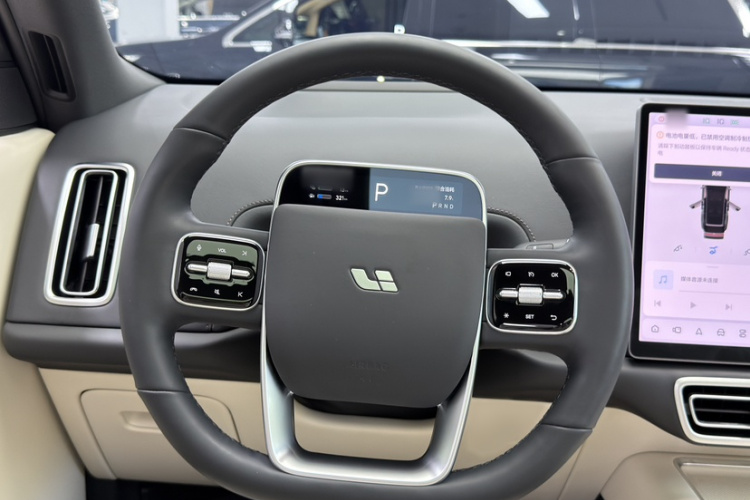 理想汽车 理想L8 2023款 Air中控内饰7002