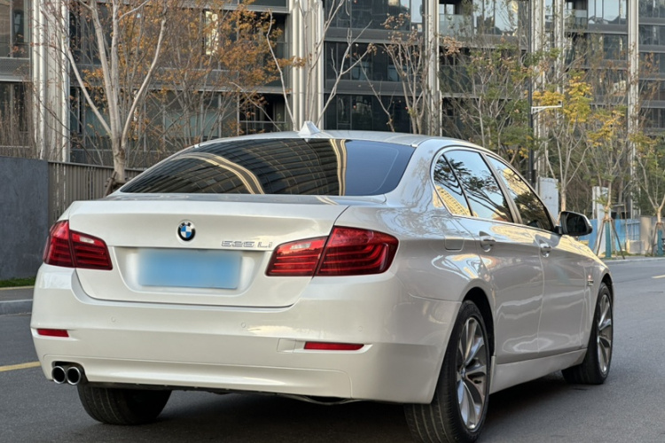 宝马5系 2017款 525Li 领先型车身外观6005
