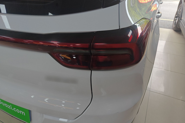 奇瑞 瑞虎7 2023款 超能版 1.5T CVT超能勇士车身外观9