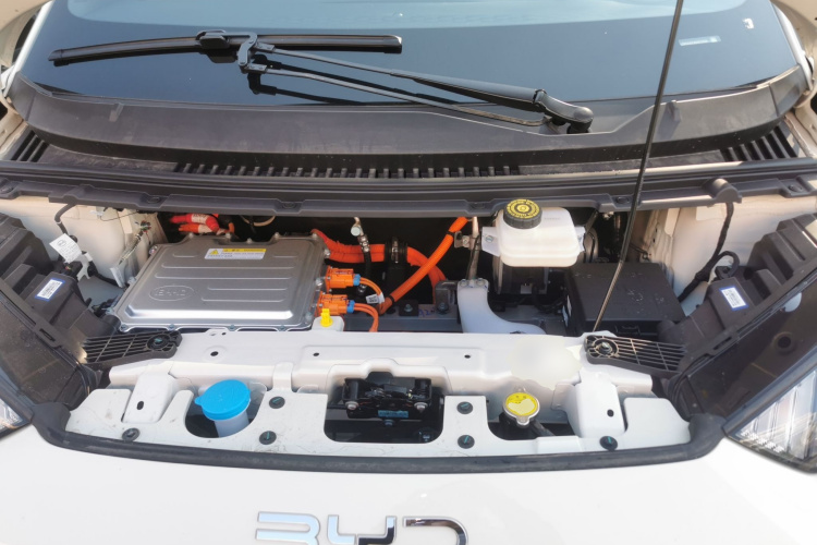 比亚迪 海鸥 2025款 智驾版 305km 活力版机舱底盘24