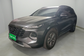 现代 胜达 2023款 旅行家 380T GDi 自动两驱GLX精英版