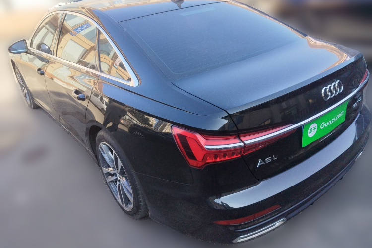 奥迪A6L 2019款 40 TFSI 豪华动感型车身外观5