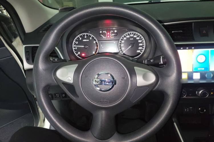 日产 轩逸 2022款 经典 1.6XE CVT舒适版局部细节13